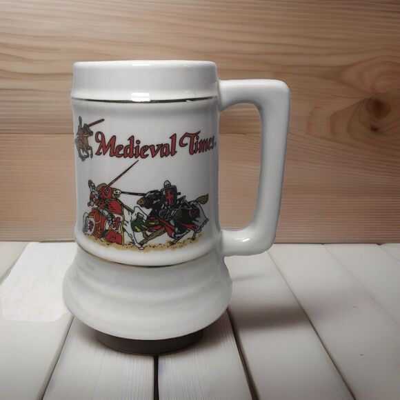 Medieval Times Dinner And Tournament Knight Jousting Stein Mug Cup Ceramic - Picture 1 of 7